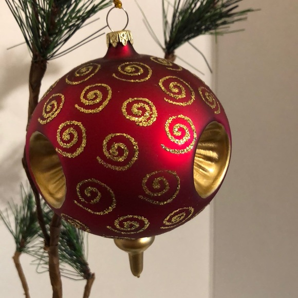 Vintage glass Christmas ornament red - Picture 1 of 5